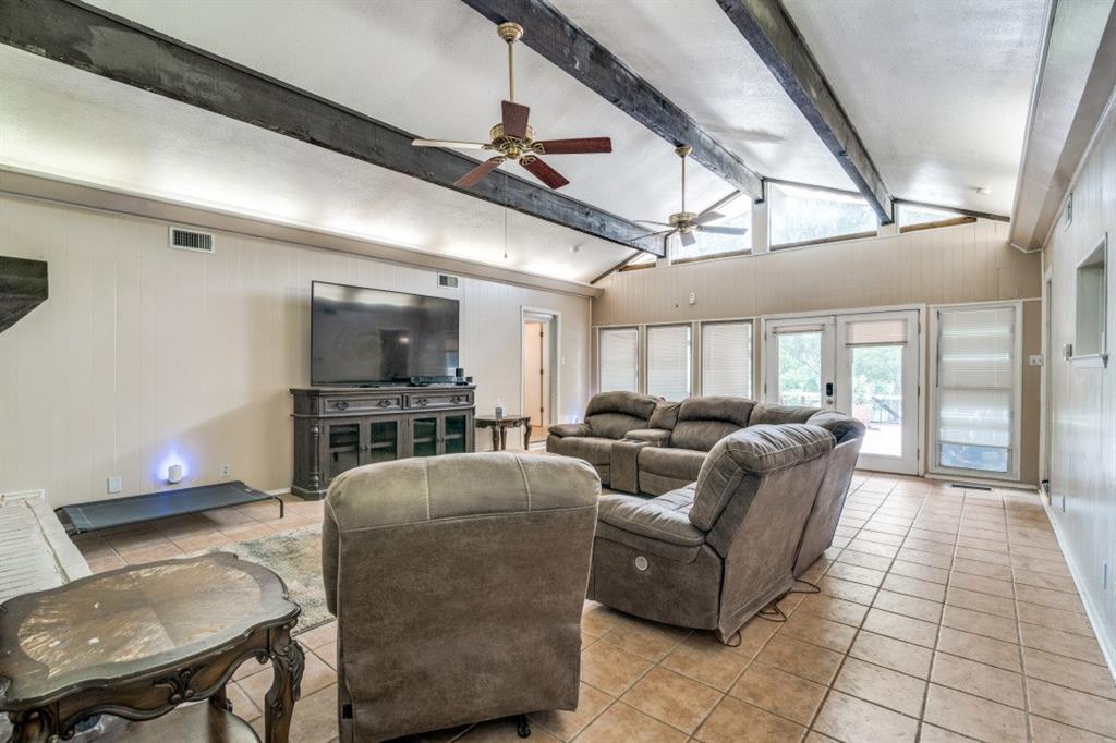 1706 Iroquois Drive