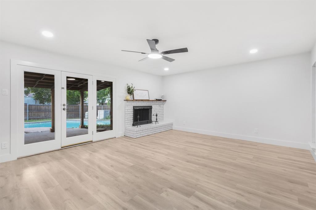 Oaks 01 - Residential