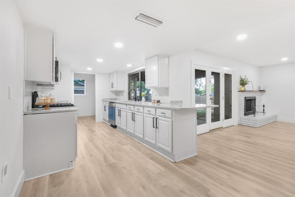 Oaks 01 - Residential