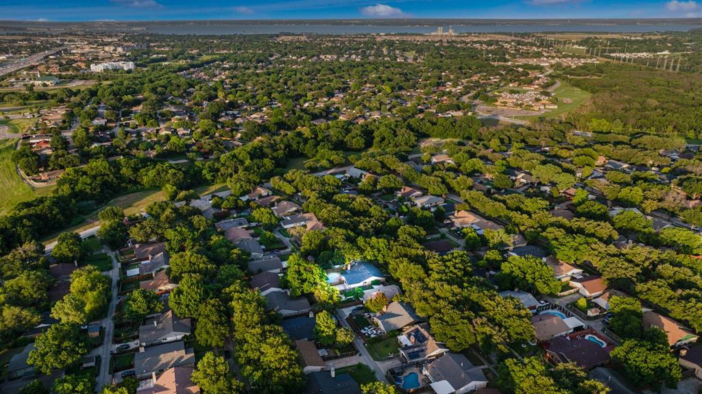 Oaks 01 - Residential