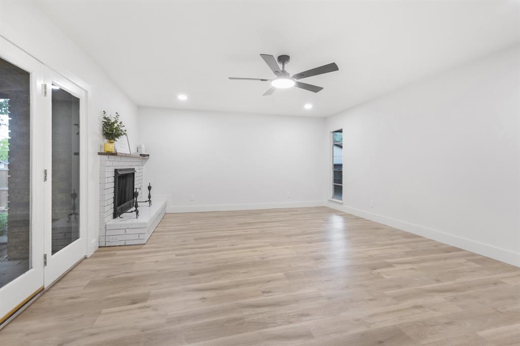 Oaks 01 - Residential