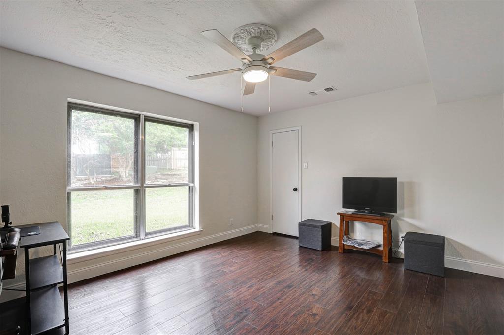 Lake Country Estates Add - Residential