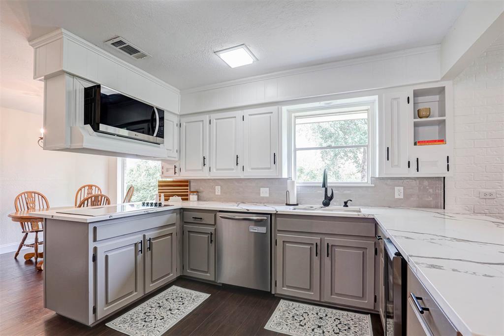 Lake Country Estates Add - Residential