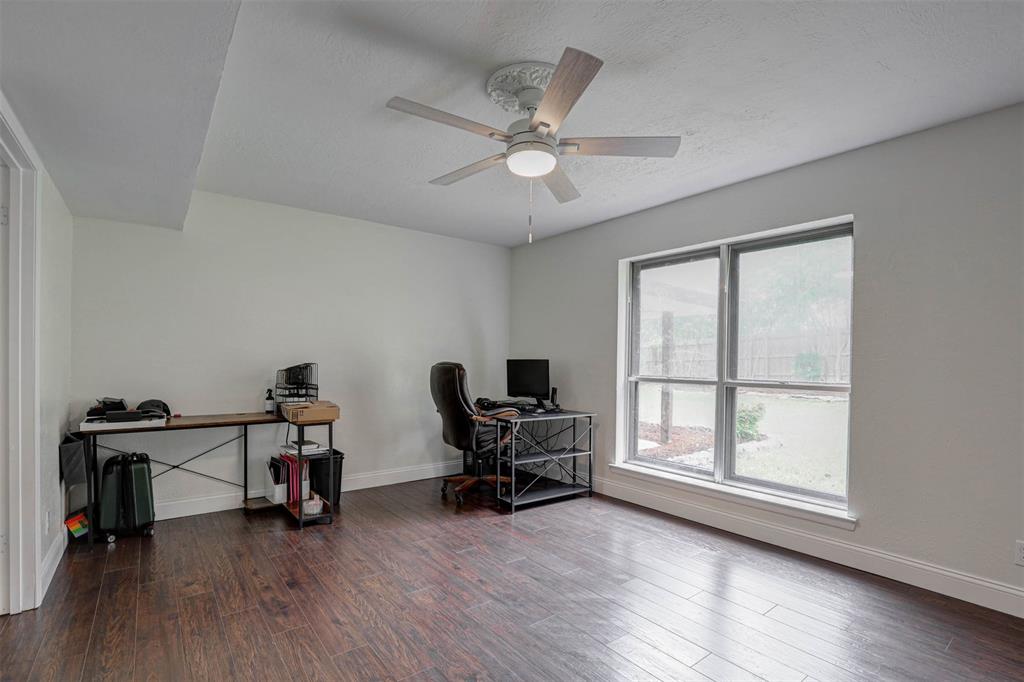 Lake Country Estates Add - Residential