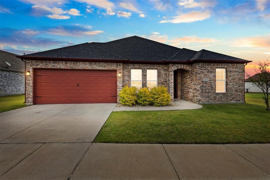Beautifully designed 3-bedroom, 3.5-bath home with a study and open-concept floorplan. The spacious living area features a stone gas fireplace, crown molding, and recessed lighting, flowing seamlessly into a large dining area perfect for entertaining. The kitchen offers a gas cooktop, double ovens, farmhouse sink, soft-close cabinets, breakfast bar, and a walk-in pantry. The private study includes French doors, ideal for a home office.
The primary suite features a trayed ceiling and an ensuite bath with dual sinks, jetted tub, and separate shower. Each secondary bedroom includes its own ensuite bathroom, walk-in closets, and functional features such as barn doors and pocket doors. Additional highlights include a tankless water heater, a utility room with built-in cabinets and sink, an over sized 2 car garage and is located in a gated community!!
