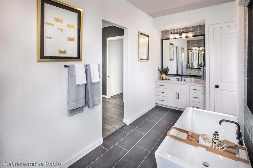 Mustang Lakes - Residential