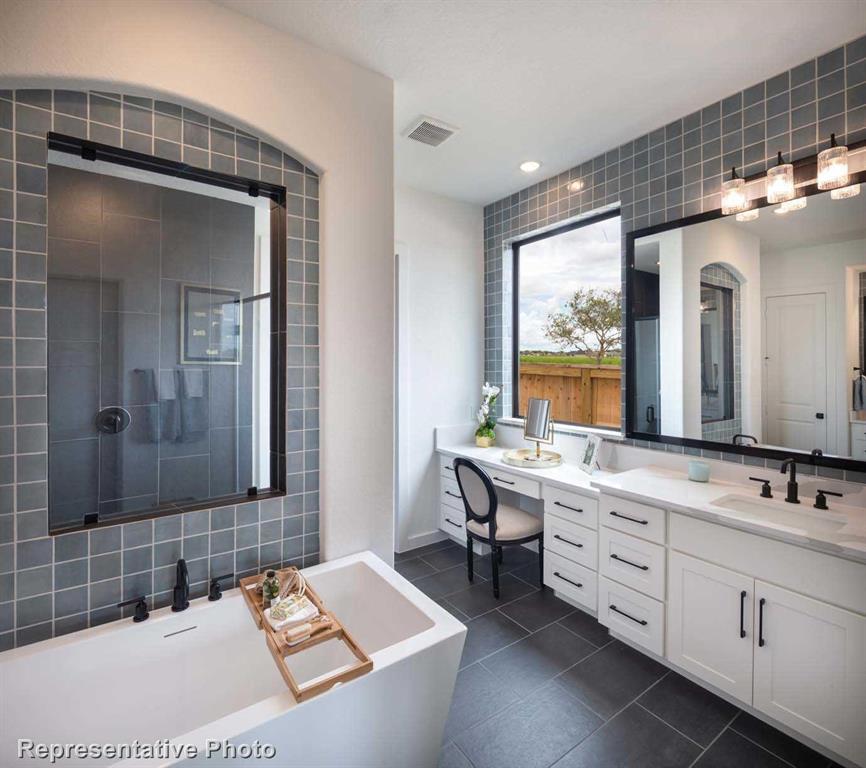 Mustang Lakes - Residential