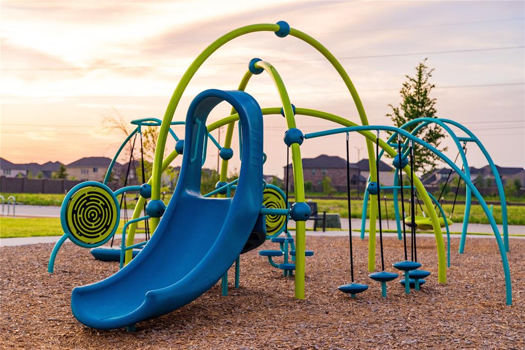 Lilyana - Residential