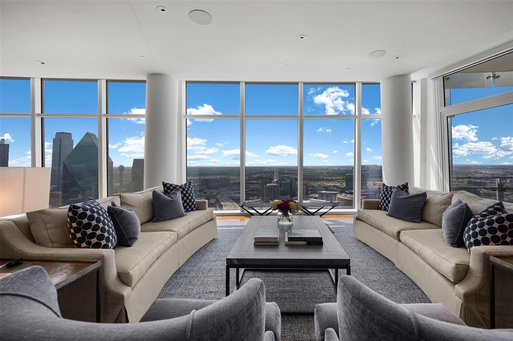 1918 Olive Street 3901