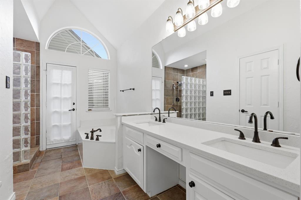 Parkway Village Sec One - Residential