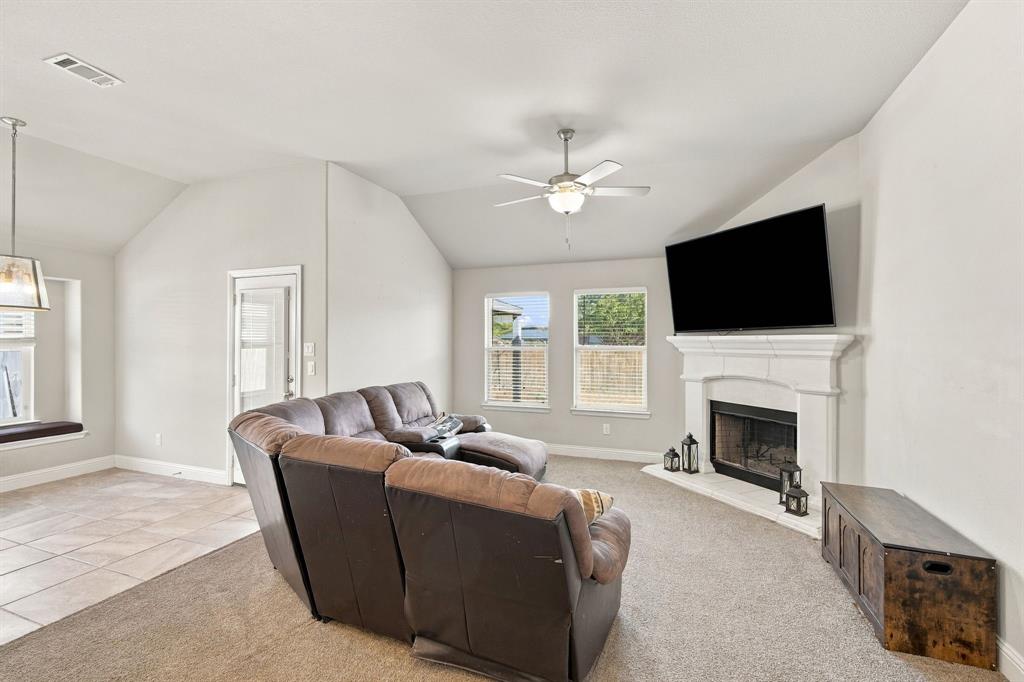 425 Stoneridge Drive