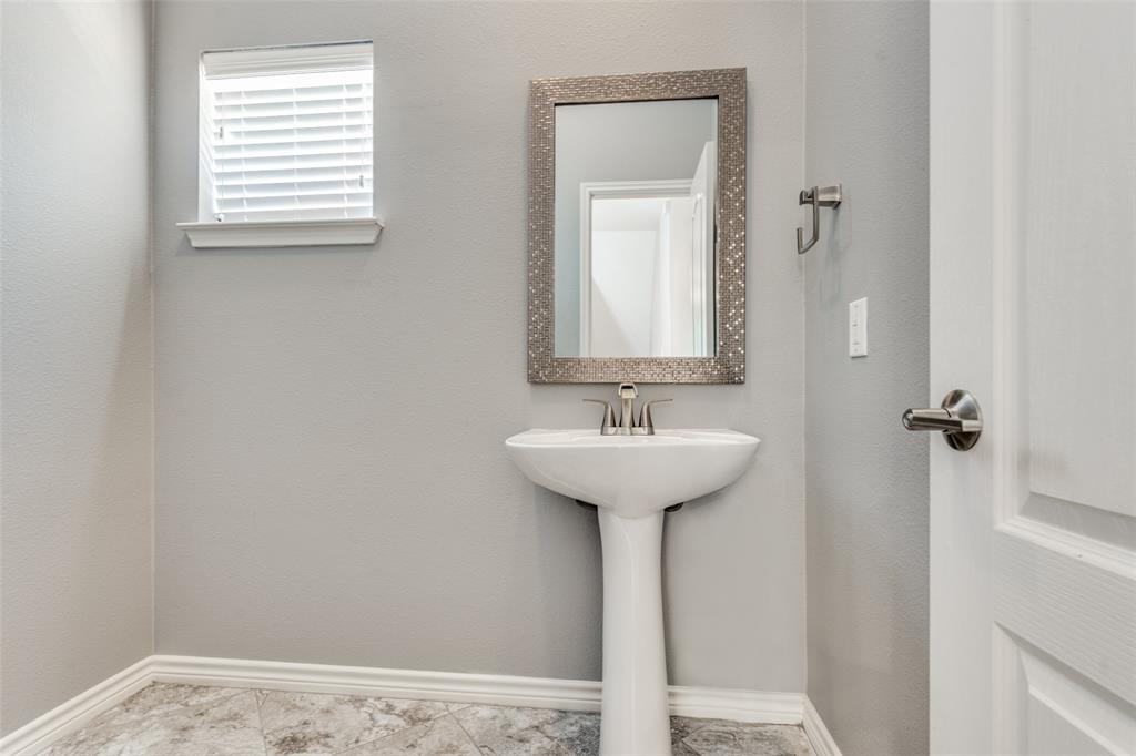 Townhomes Of District A Ph 01-11 - Residential Lease