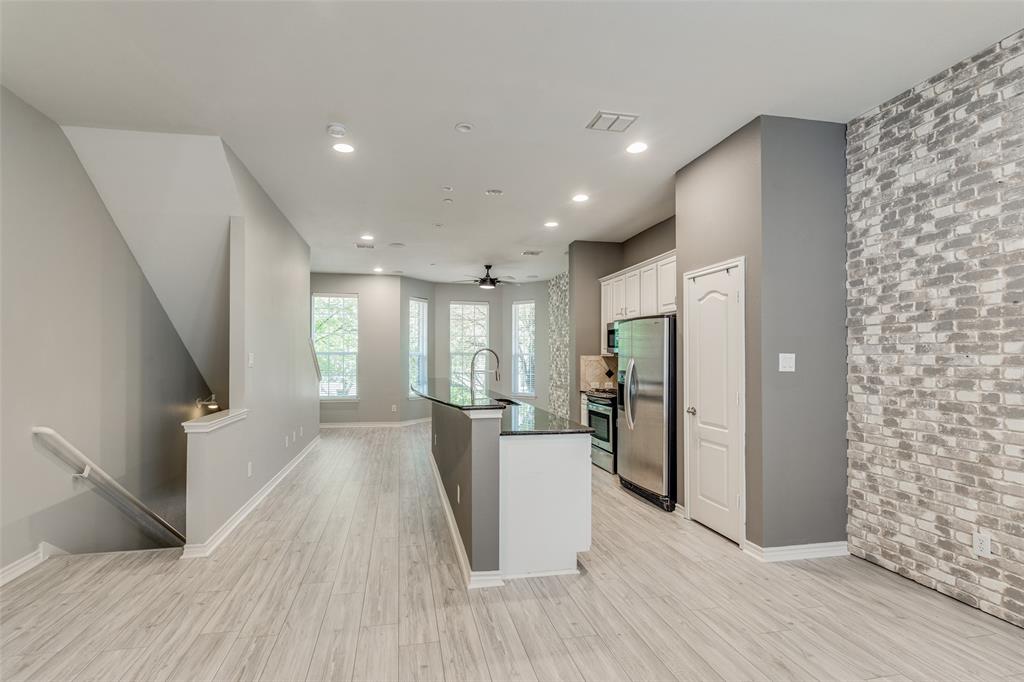 Townhomes Of District A Ph 01-11 - Residential Lease