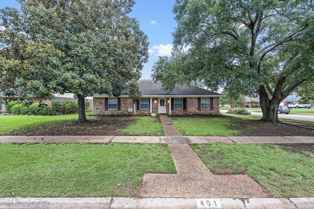 401 N Dresden Circle