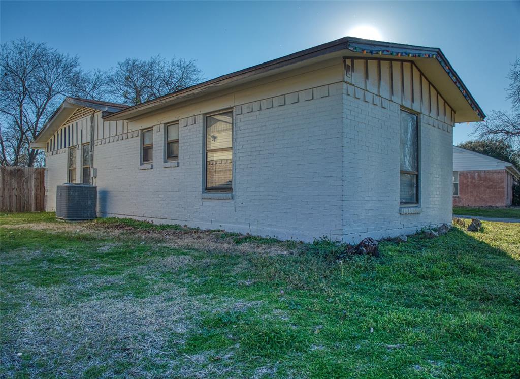 3130 Maple Drive