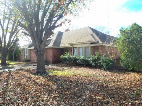 327 Trevino Trail Lancaster TX 75146