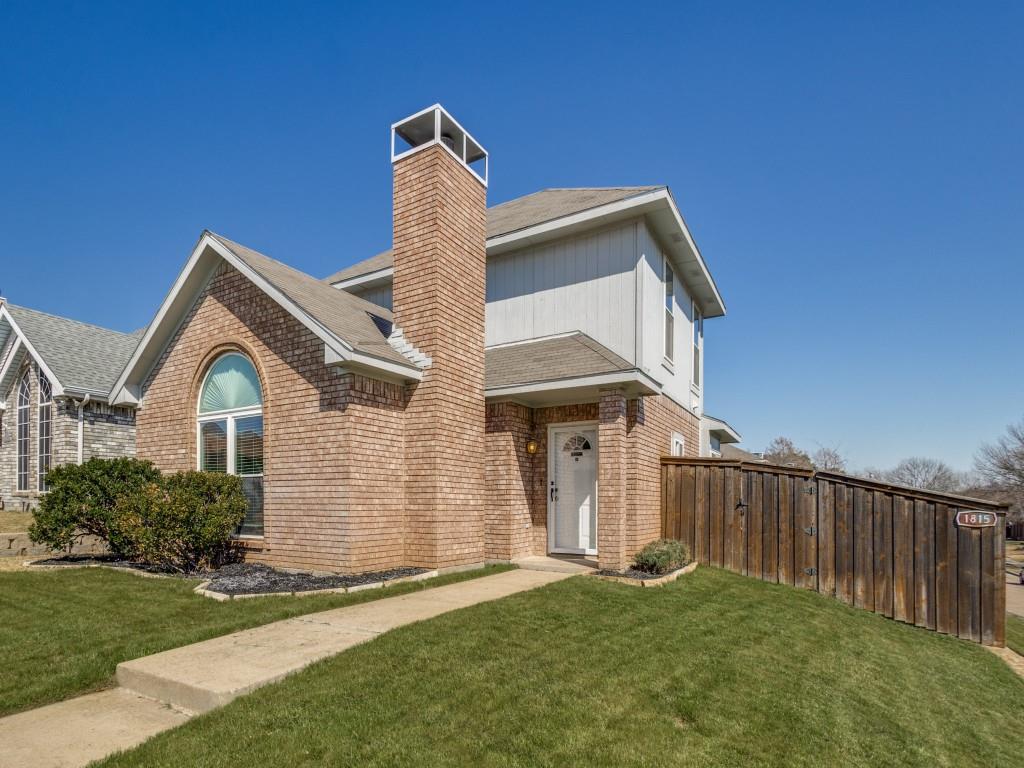 1815 Water Oak Drive