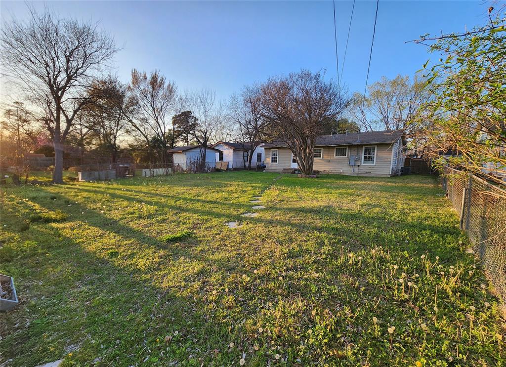 118 E Daugherty Drive