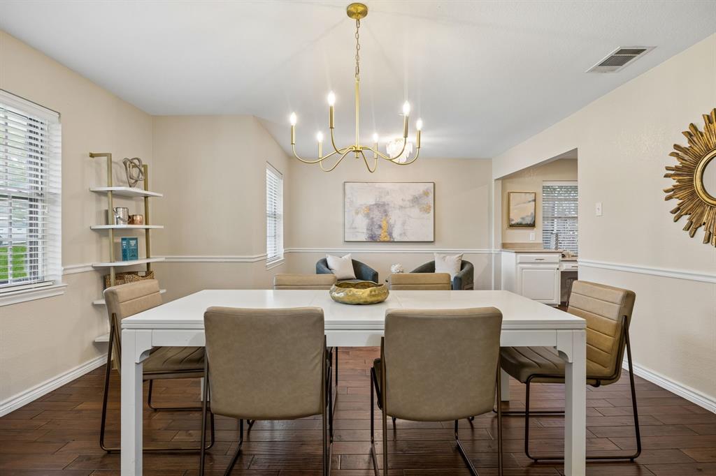 9734 Queenswood Lane