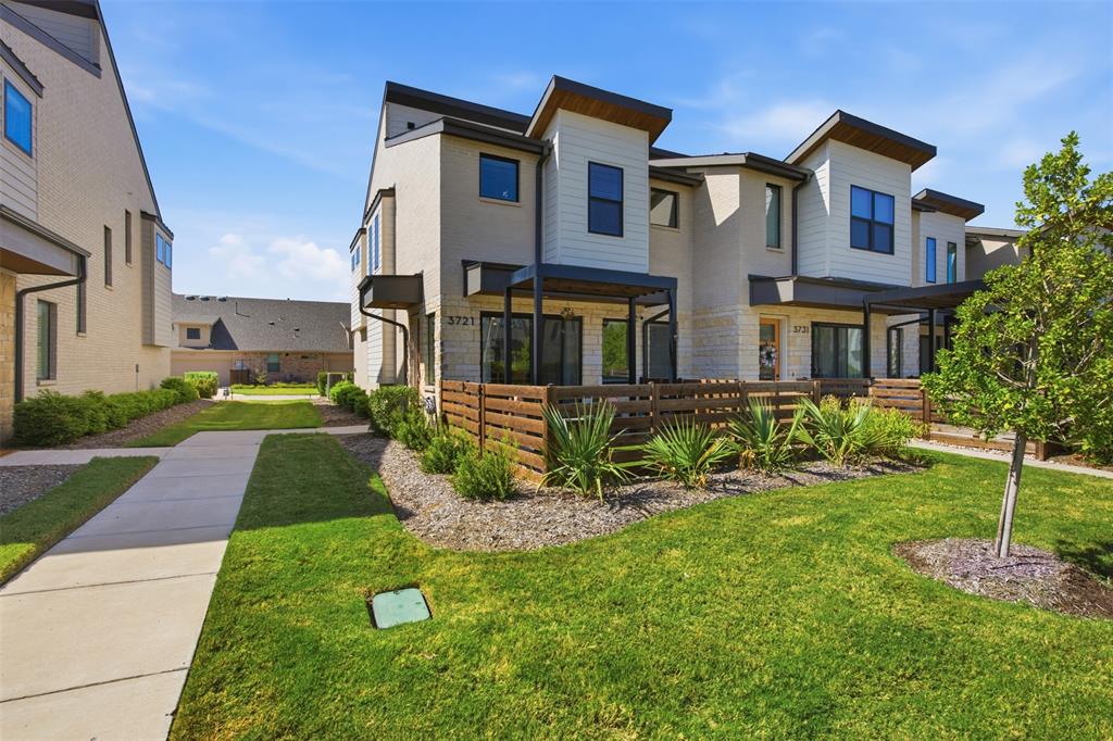 3721 Pine Leaf Lane