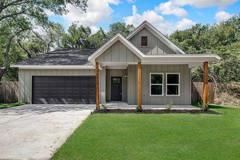 2518 Willspoint Court Fort Worth TX 76105