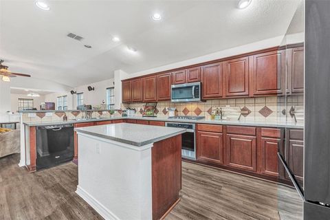 Tiny photo for 2716 Leisure Lane, Little Elm, TX 75068 (MLS # 21202650)