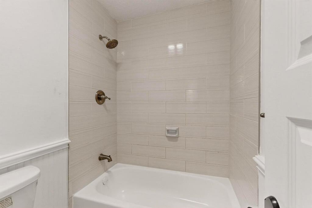 Holly Oaks Twnhms - Residential