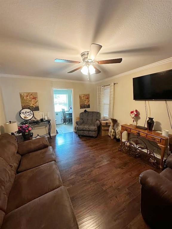 654 Pickwick Place