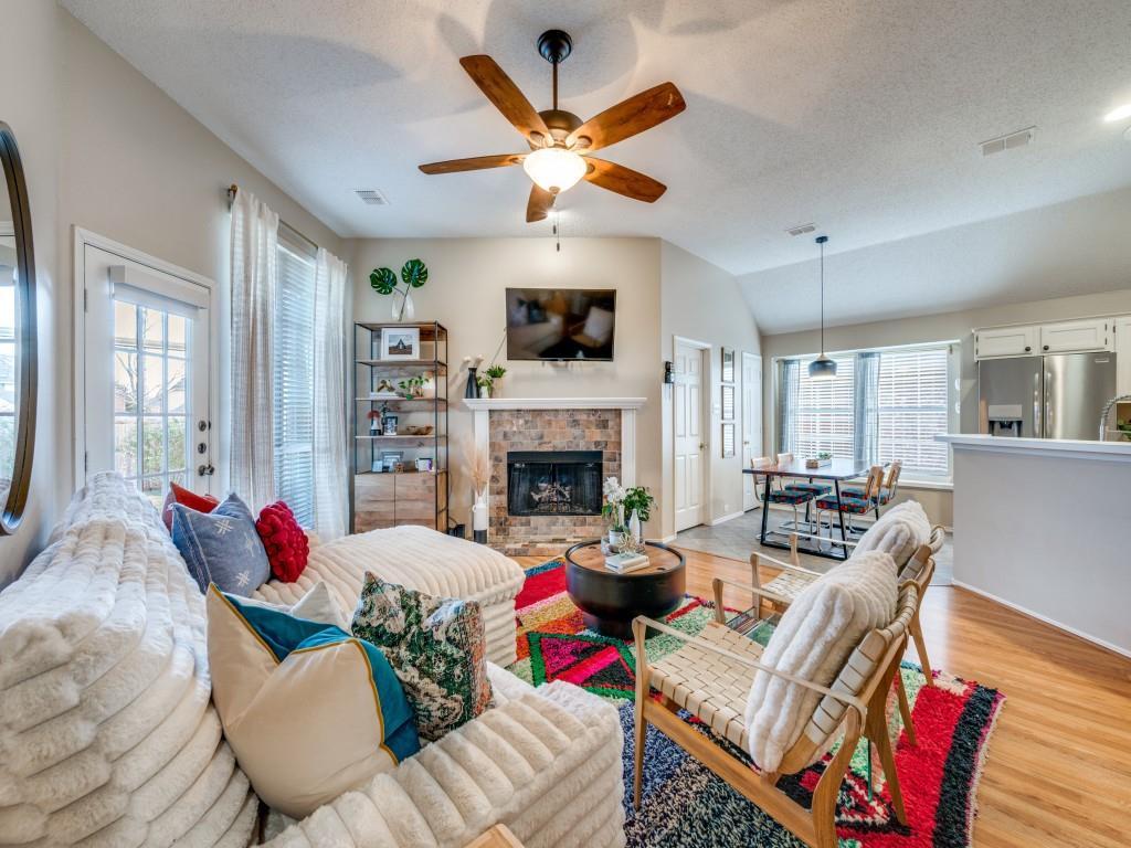 6004 Arlington Drive