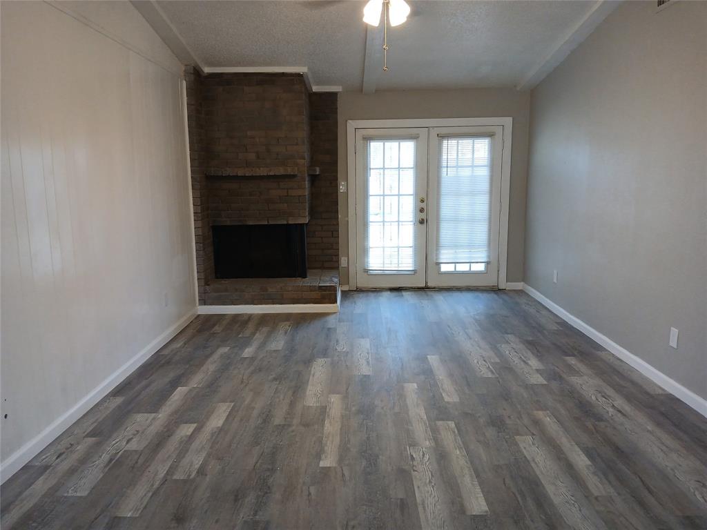 Los Arroyos - Residential Lease