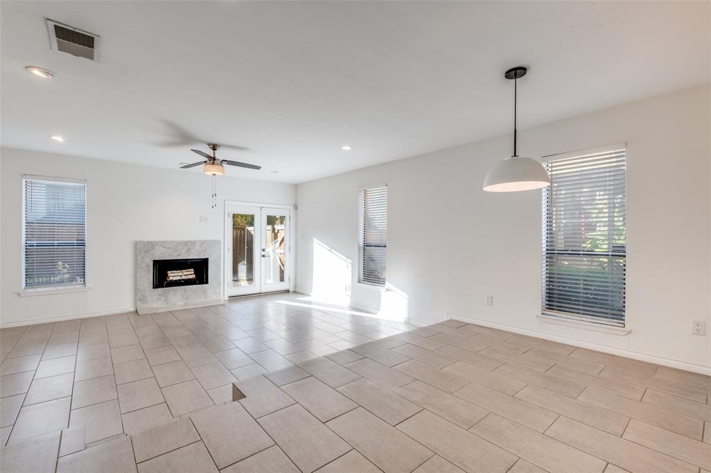 6646 E Lovers Lane 501