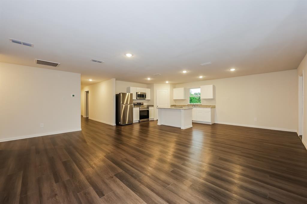 336 Bounding Main Street