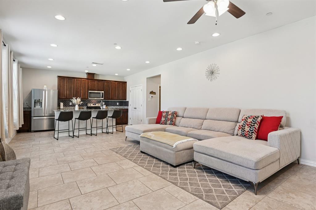 1970 Timber Oaks Drive