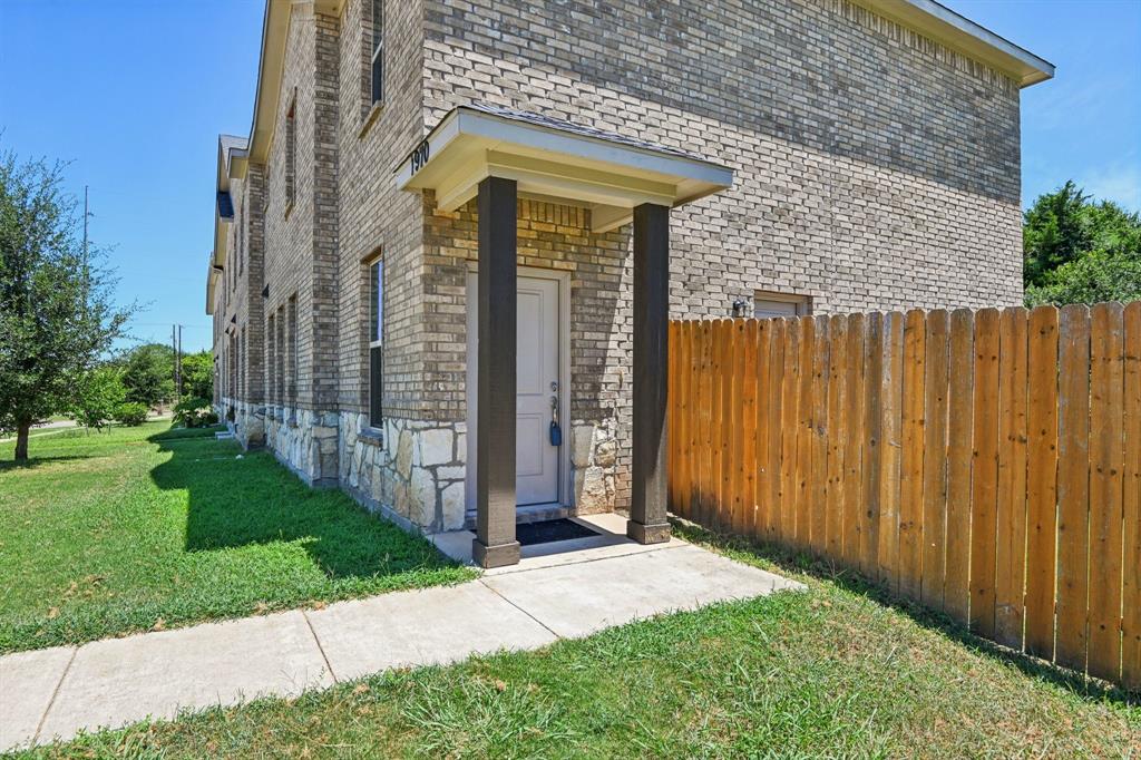 1970 Timber Oaks Drive