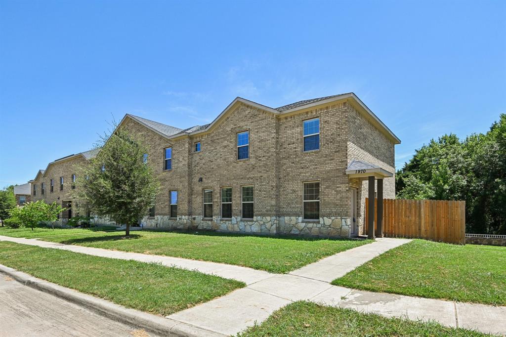 1970 Timber Oaks Drive