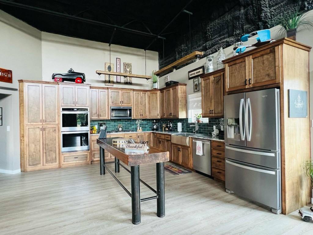 2075 County Road 2585