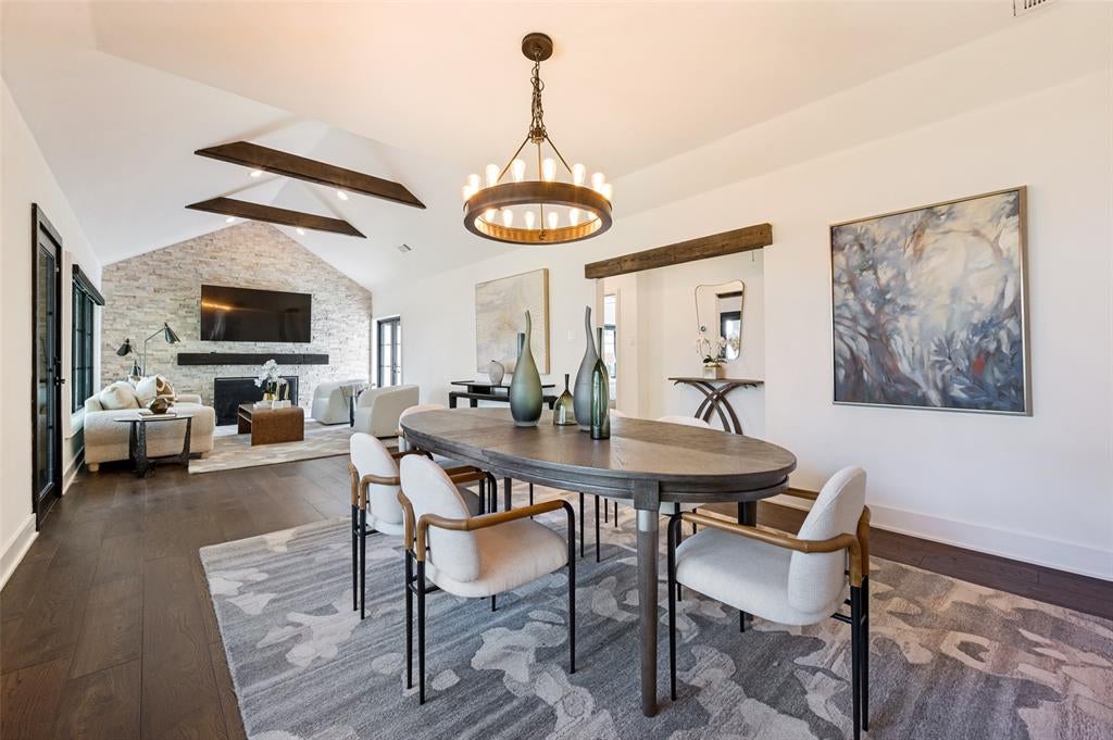 6124 Del Norte Lane