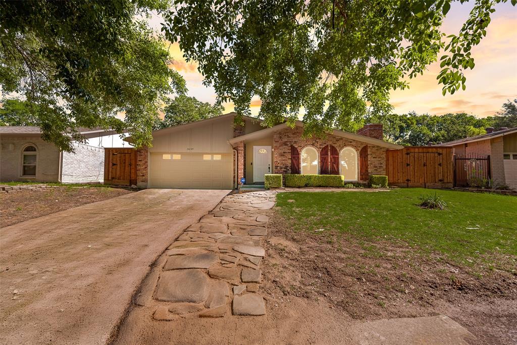 3243 Weather Vane Lane