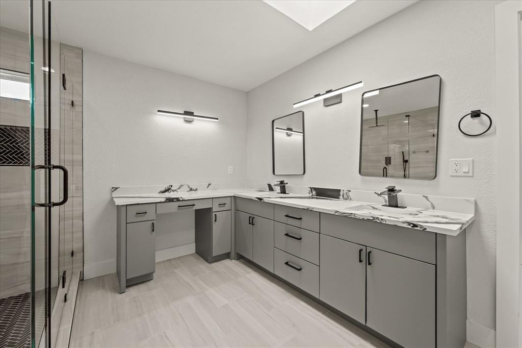 Hillcrest Manor 2nd Sec - Residential