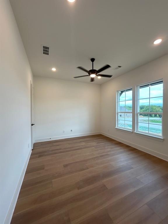 1110 Perrin Lane