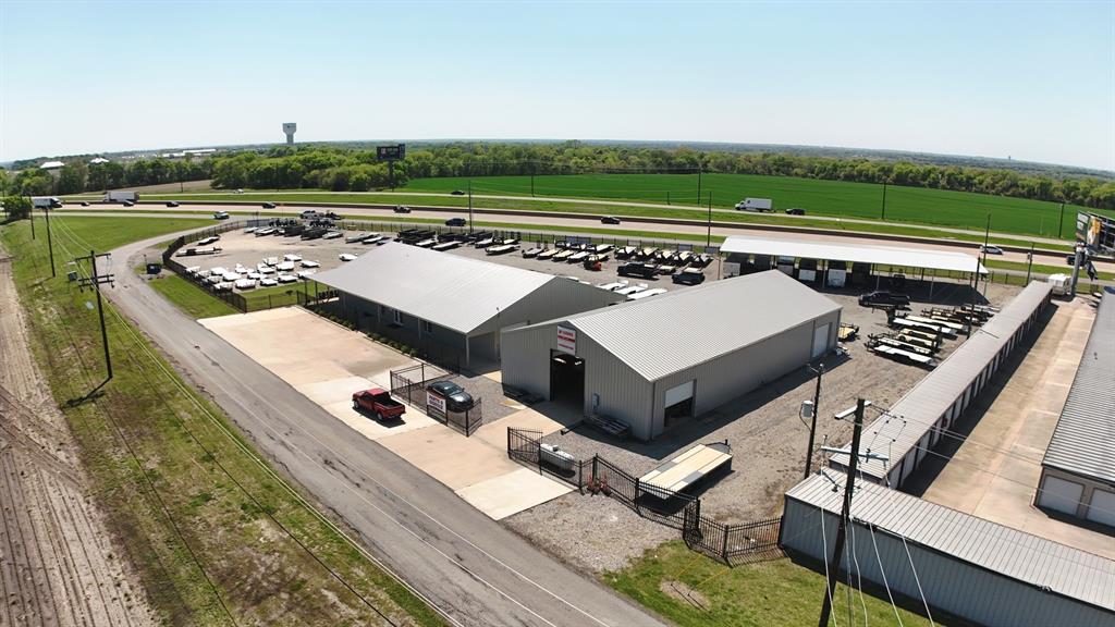 Sanford Circle Nrt Side Add - Commercial Sale