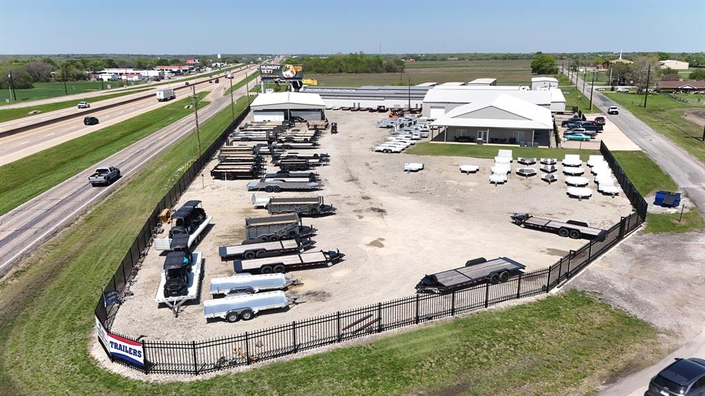 Sanford Circle Nrt Side Add - Commercial Sale