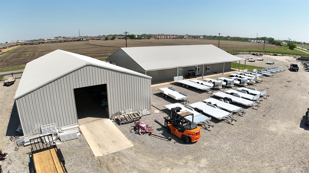 Sanford Circle Nrt Side Add - Commercial Sale