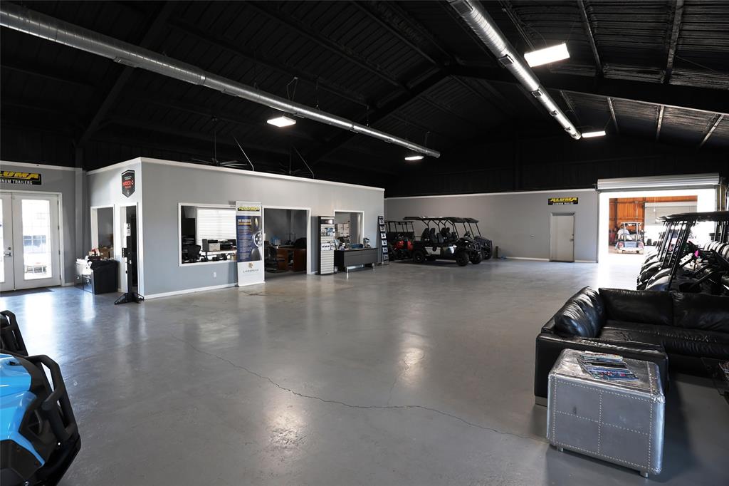 Sanford Circle Nrt Side Add - Commercial Sale