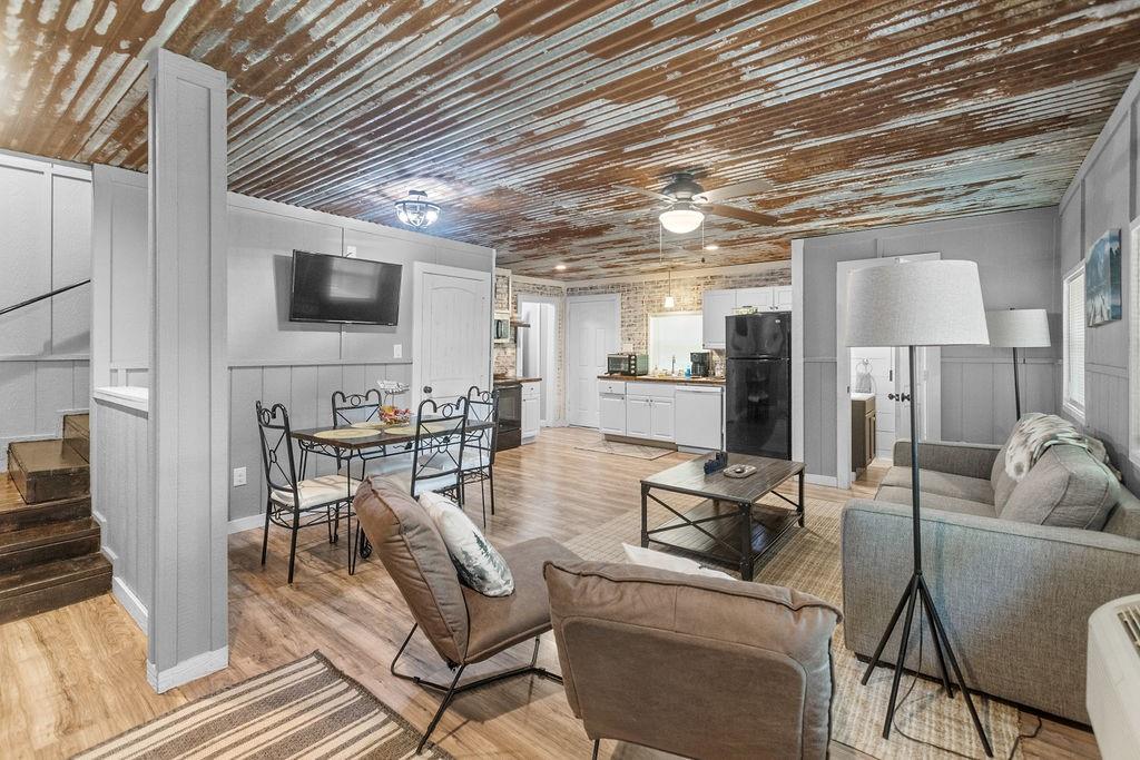 Sherwood Shores - Residential Income