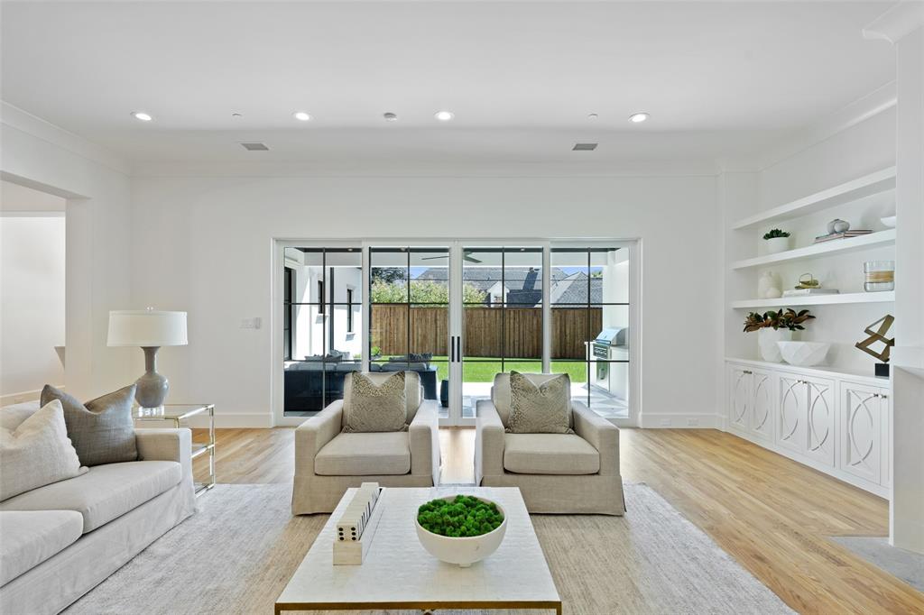 Manchester Downs - Residential