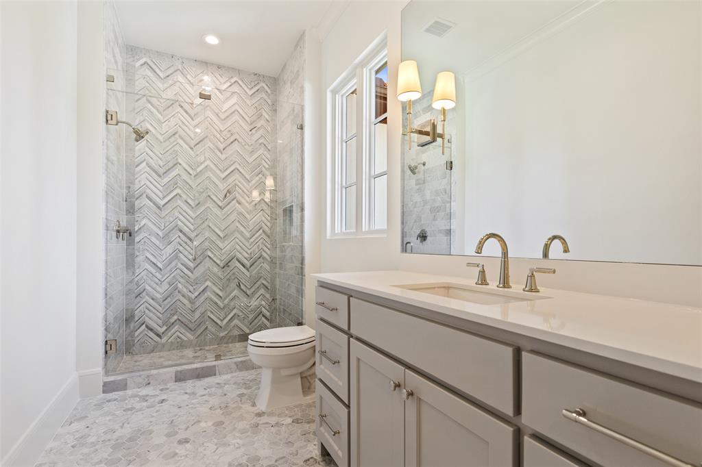 Manchester Downs - Residential