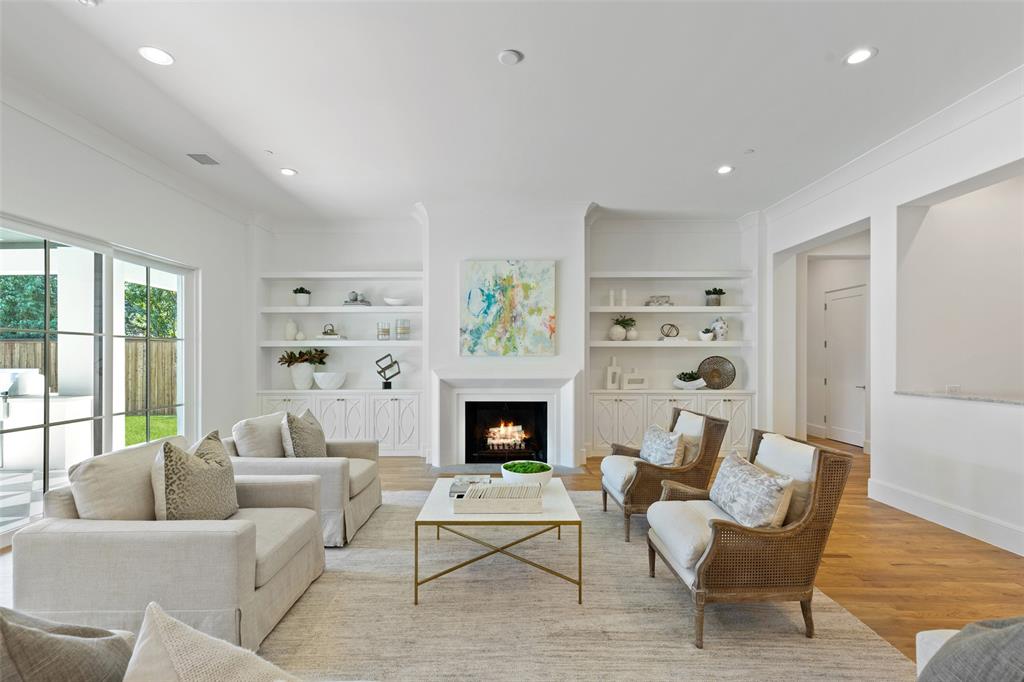 Manchester Downs - Residential