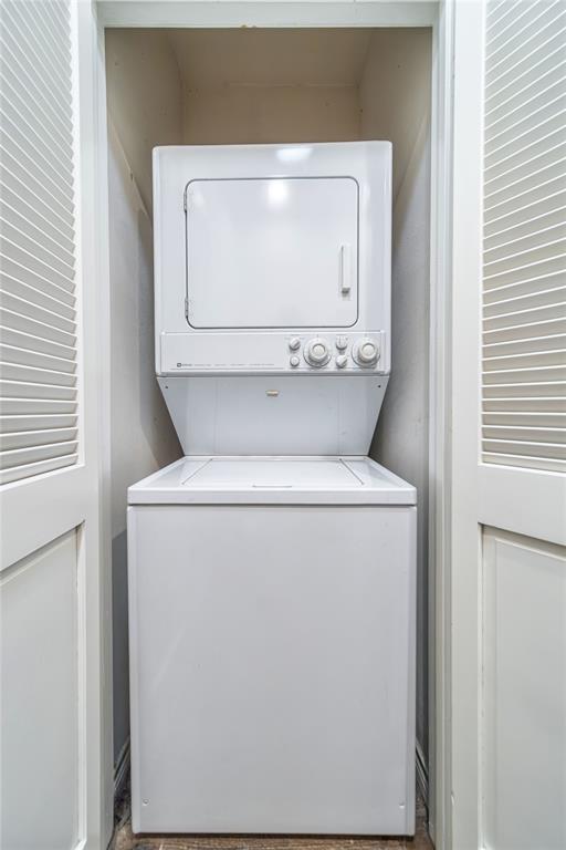 Brown Street Condo 3605 - Residential Lease