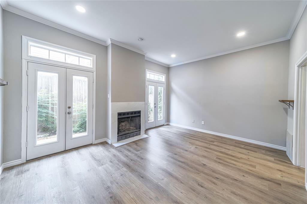 Brown Street Condo 3605 - Residential Lease